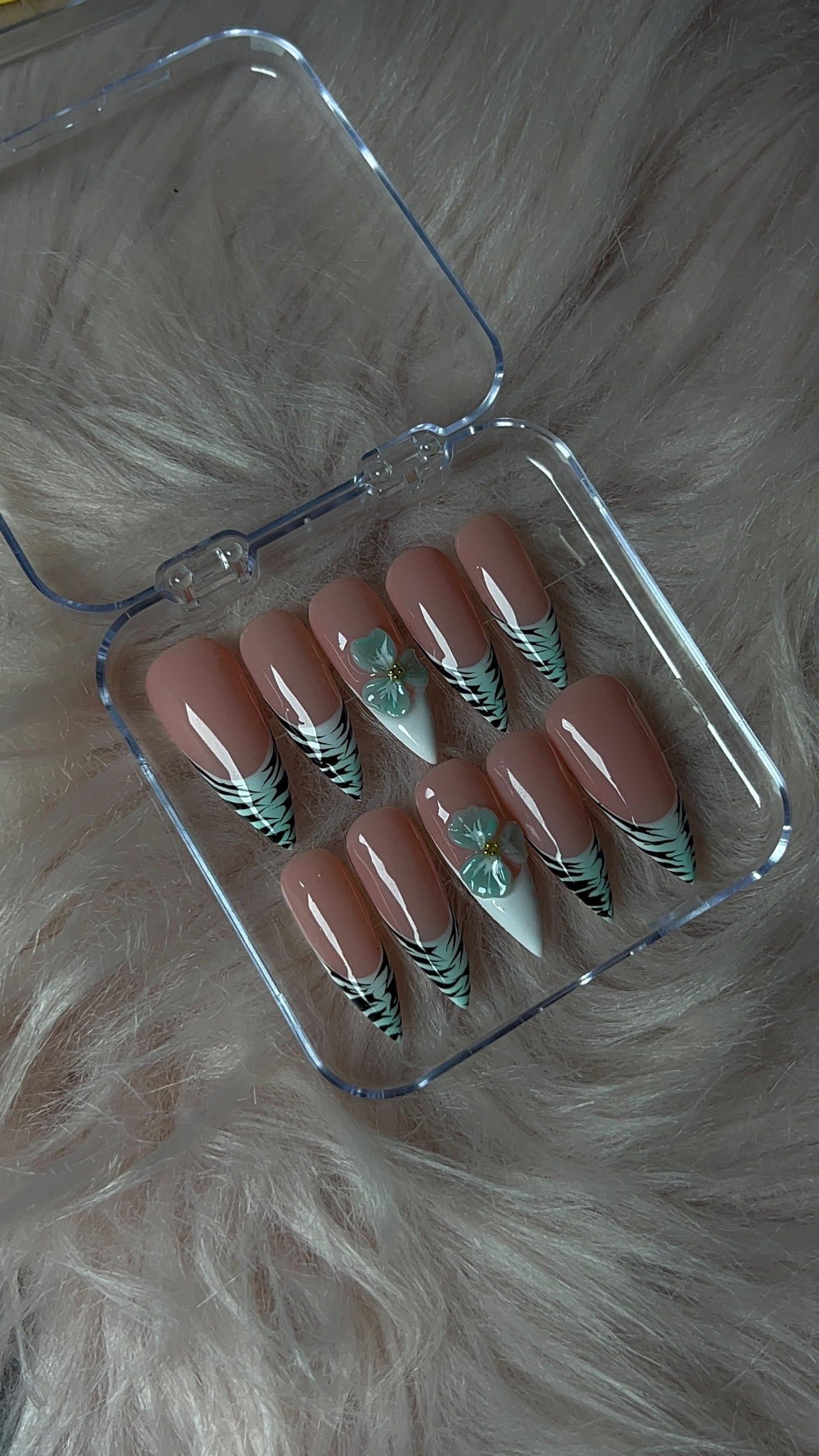 Press On Artist - Glitter